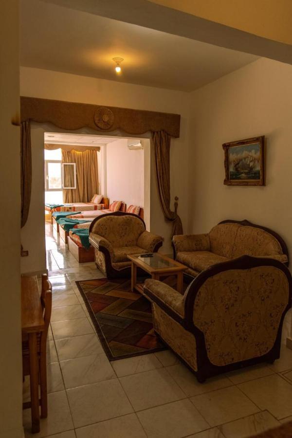 Station House Apartment Dahab Bagian luar foto